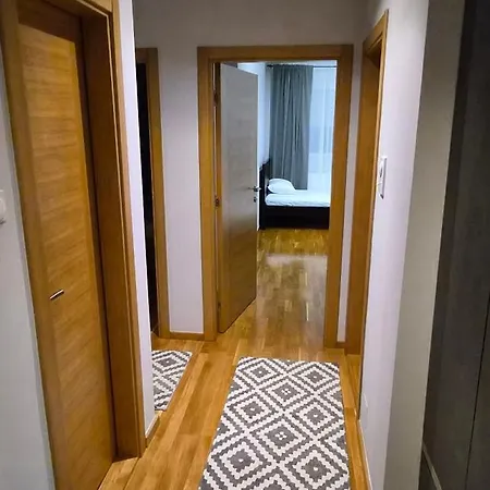 아파트 15th Corner *