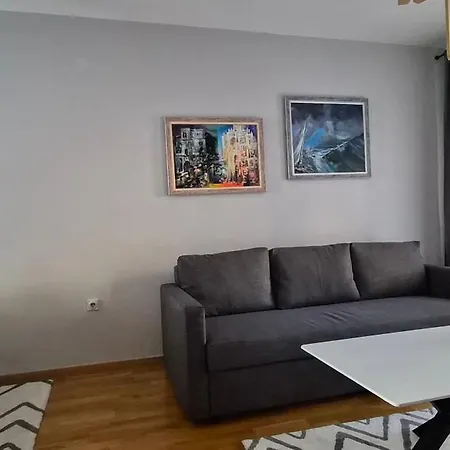 아파트 15th Corner